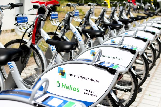 Jeder Kilometer zählte, auch die Kurzfahrt zwischen S-Bahnhof Buch und dem Campus Berlin-Buch, für die die Mitarbeiterinnen und Mitarbeiter Mieträder nutzen können. (Foto: Helios Klinikum Berlin-Buch