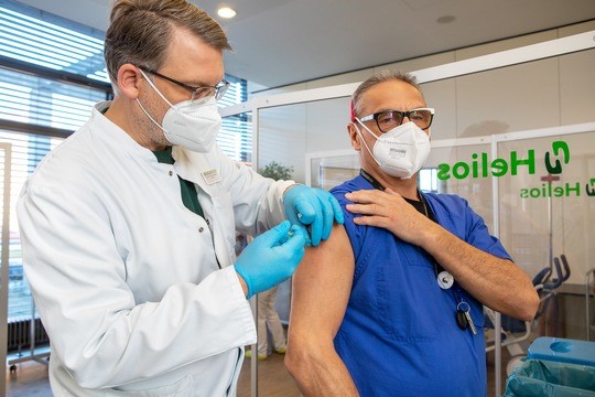 Bereits über 2.000 Beschäftigte im Helios Klinikum Berlin-Buch wurden geimpft (Foto: Thomas Oberländer / Helios Kliniken)