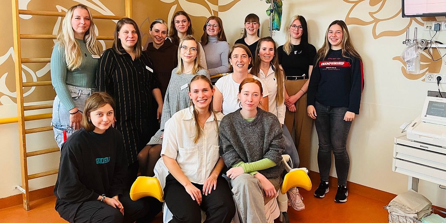 Am 14. November 2023 hatten elf Hebammenstudentinnen ihren Willkommenstag im Helios Klinikum Berlin-Buch (Foto: Helios Klinikum Berlin-Buch)